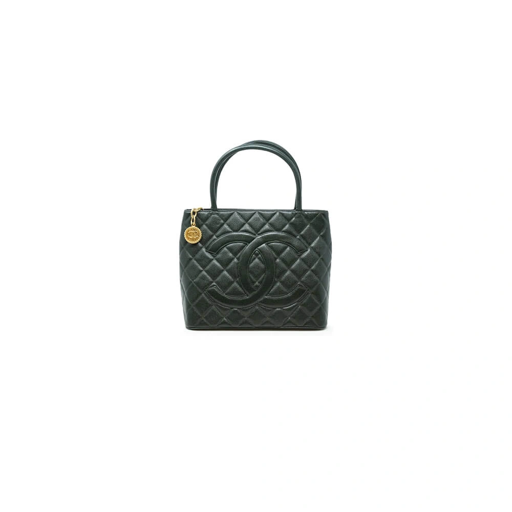 Snug CHANEL Medallion Tote Bag 1439