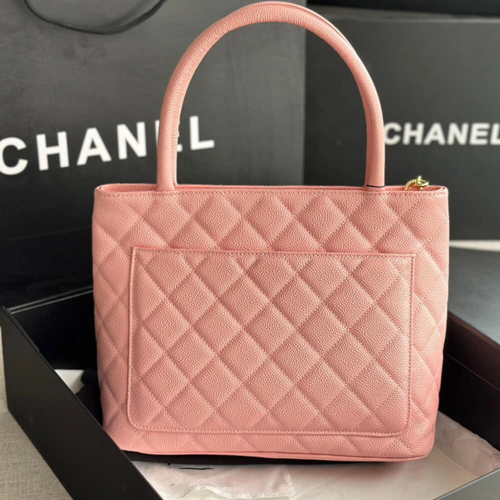 Functional CHANEL Medallion Tote Bag 1427
