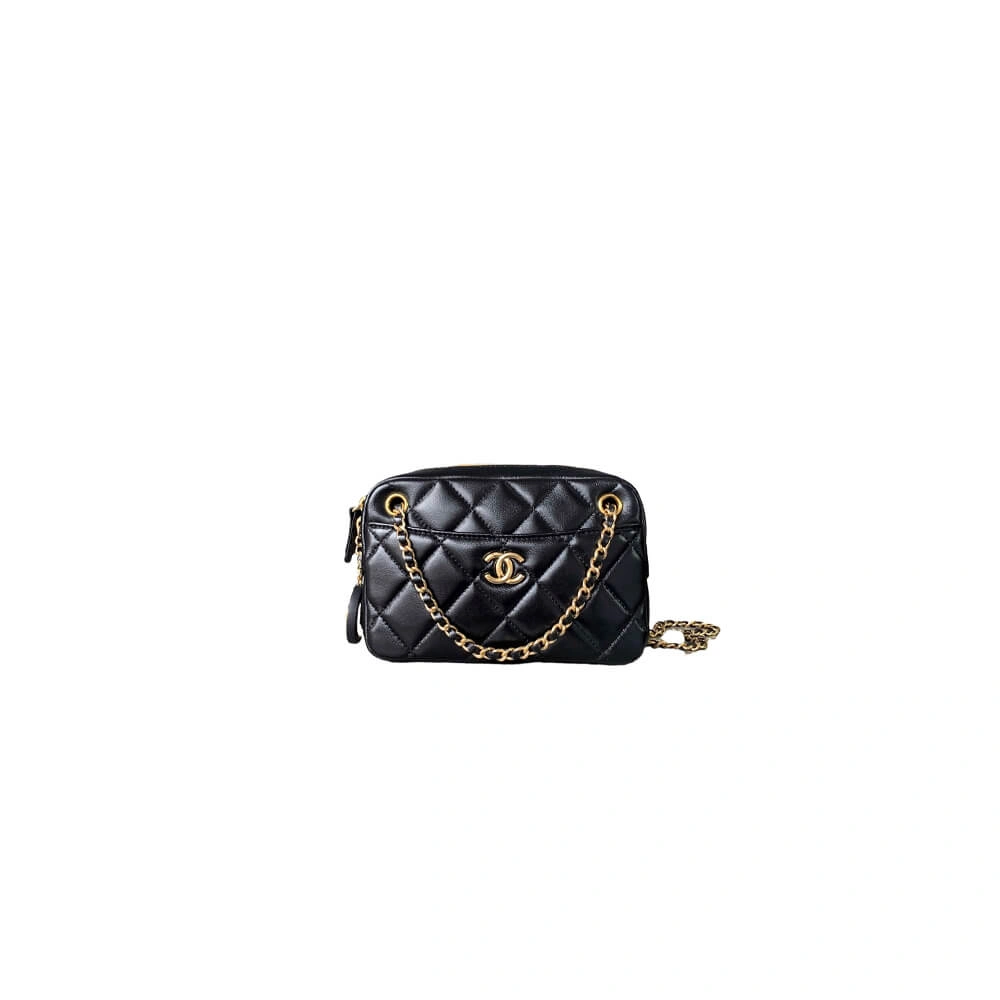 UrbanChic CHANEL Mini Camera Case 1474