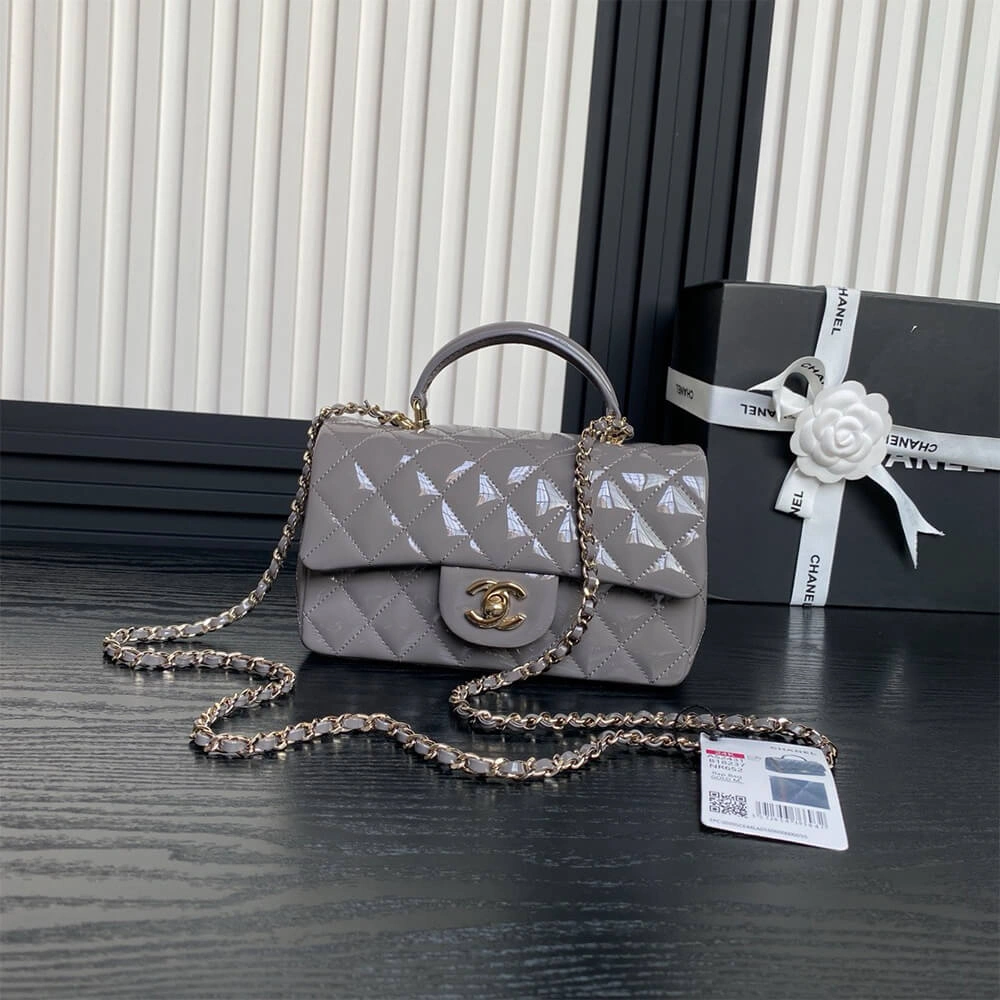 CHANEL Mini  Handbag With Top Handle Attractive 1385