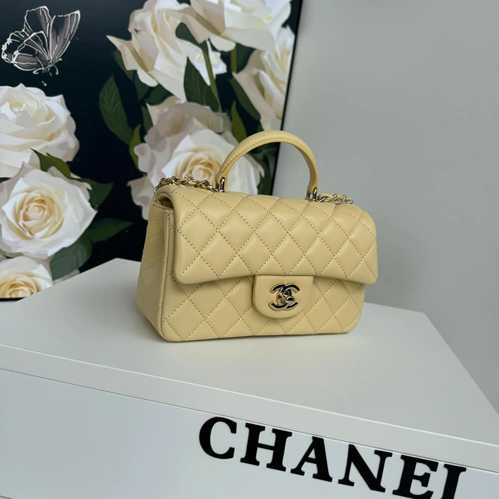 CHANEL Mini  Handbag With Top Handle FreshLook 1379