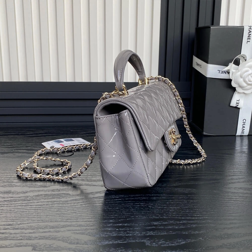 CHANEL Mini  Handbag With Top Handle Attractive 1385