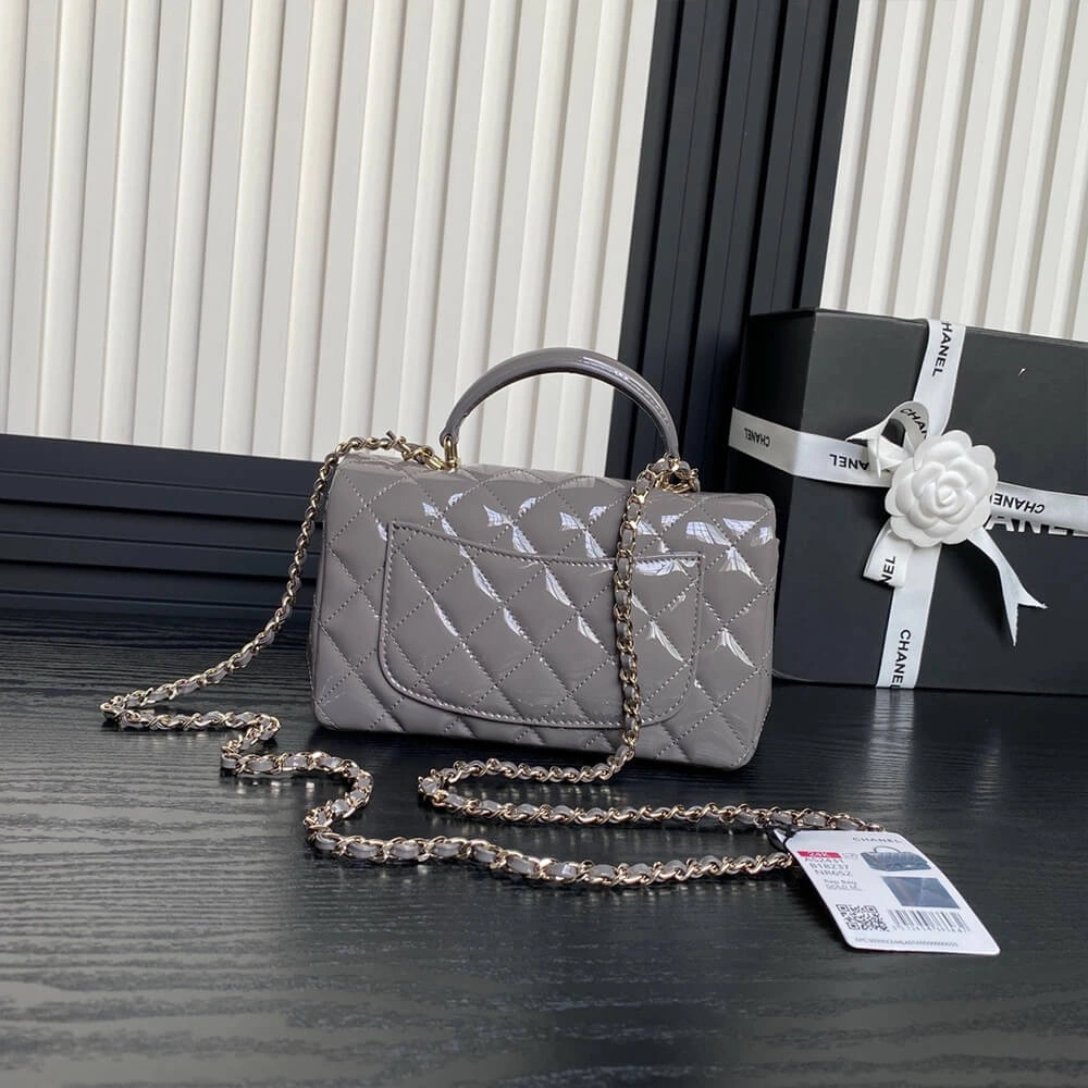 CHANEL Mini  Handbag With Top Handle Attractive 1385