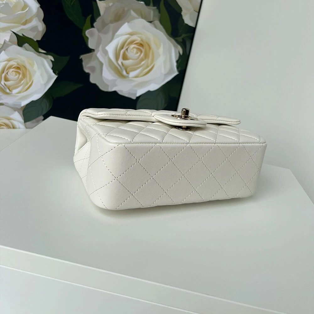 CHANEL Mini  Handbag With Top Handle Breathable 1380