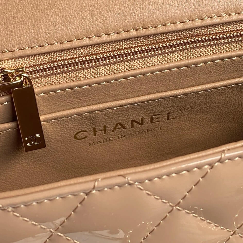 OnTrend CHANEL Mini  Handbag With Top Handle 1387