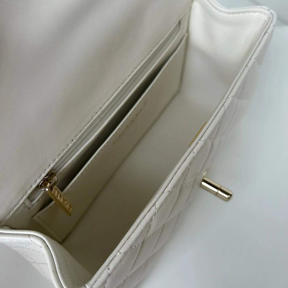 CHANEL Mini  Handbag With Top Handle Breathable 1380