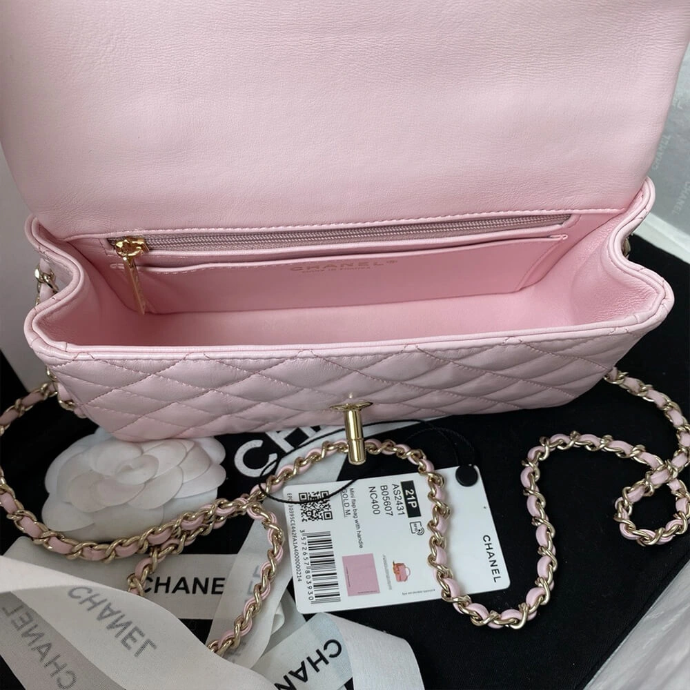 CHANEL Mini  Handbag With Top Handle Soft 1386