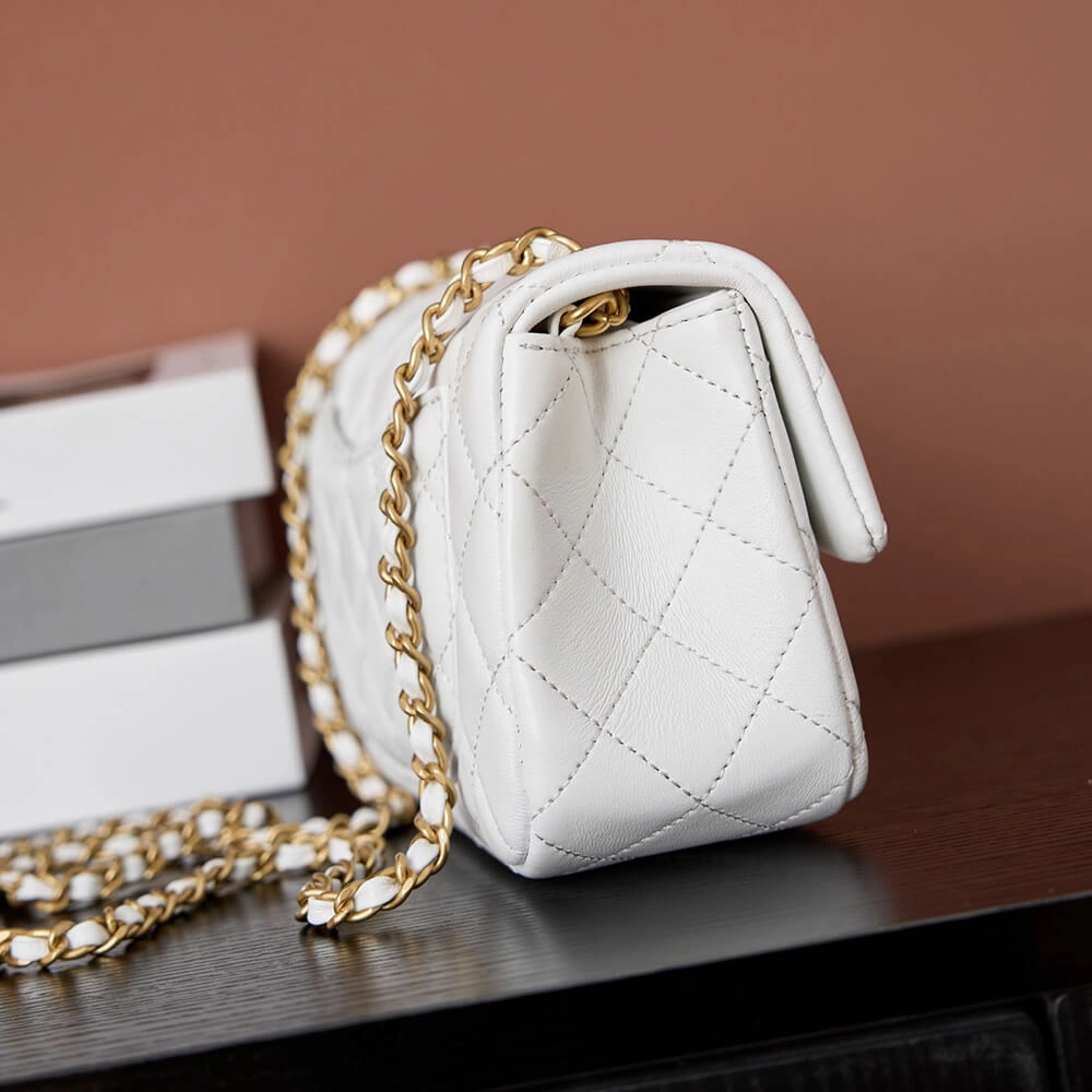 CHANEL Mini Flap Bag(HIGH-END GRADE) Stretchable 1374