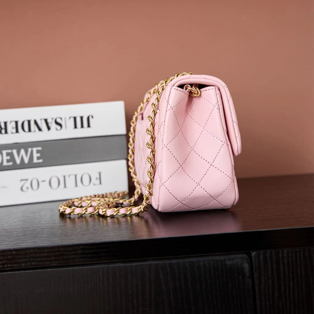 Compact CHANEL Mini Flap Bag(HIGH-END GRADE) 1338
