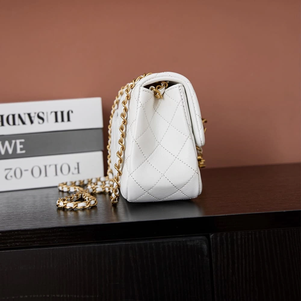 UrbanChic CHANEL Mini Flap Bag(HIGH-END GRADE) 1340