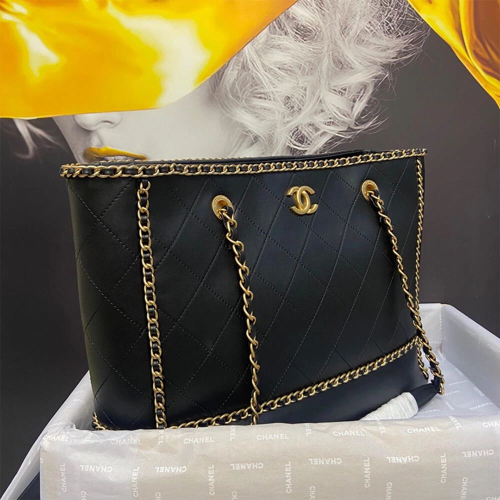 Packable CHANEL SHOPPING BAG 1700