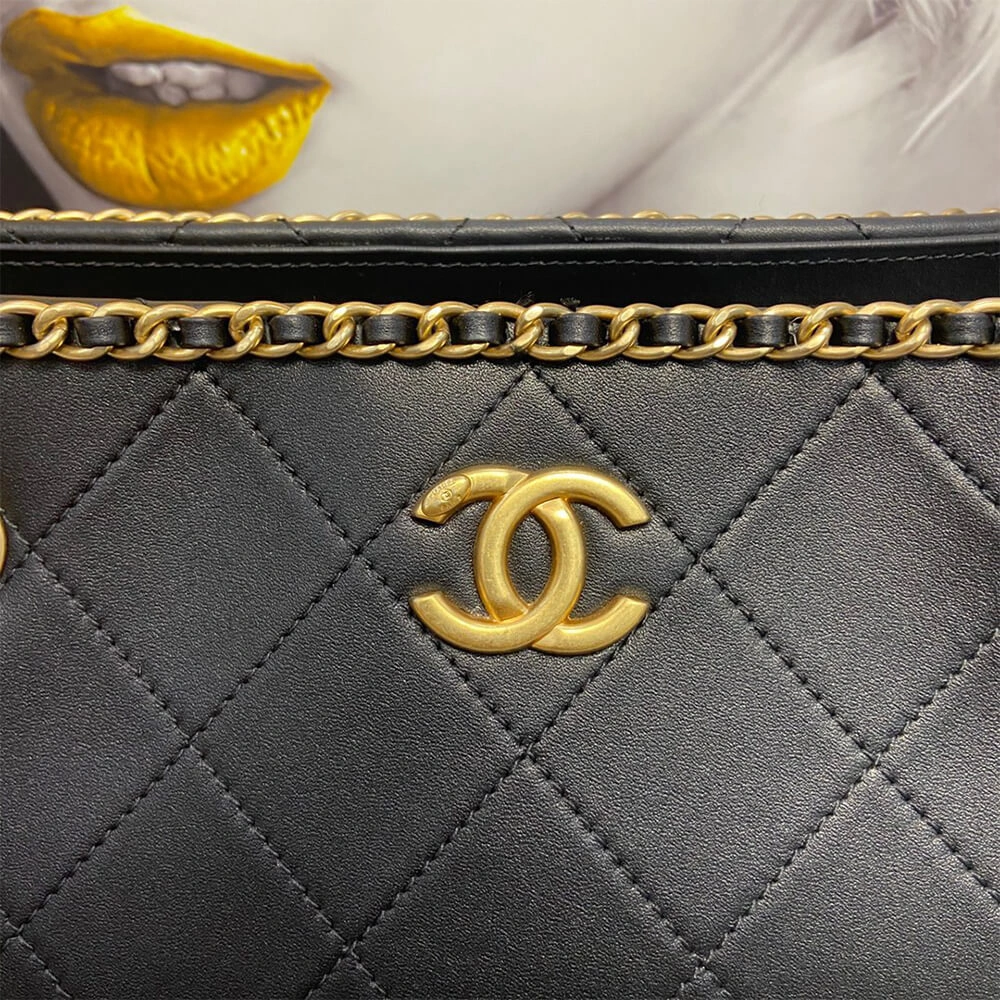 Packable CHANEL SHOPPING BAG 1700