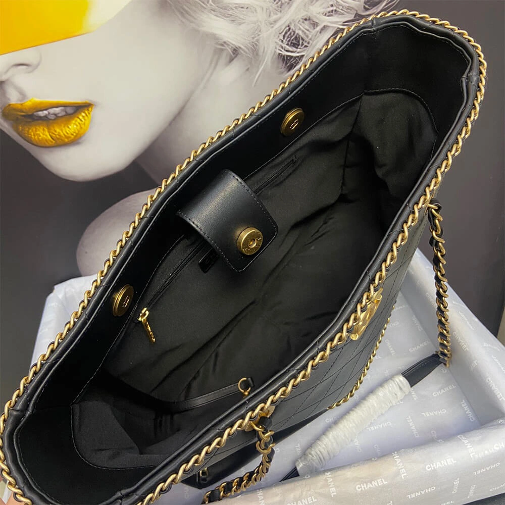 Packable CHANEL SHOPPING BAG 1700