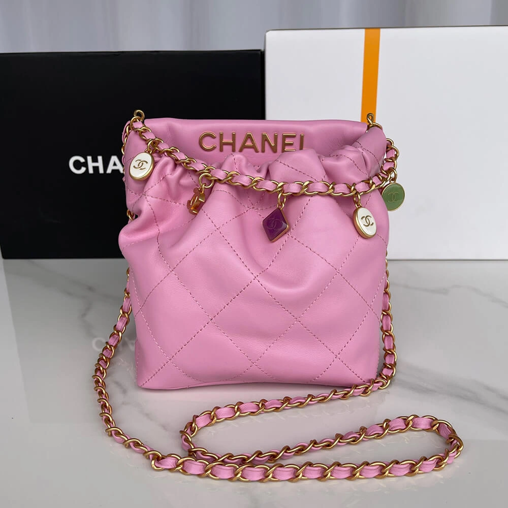Minimalist CHANEL SMALL BUCKET BAG 1322