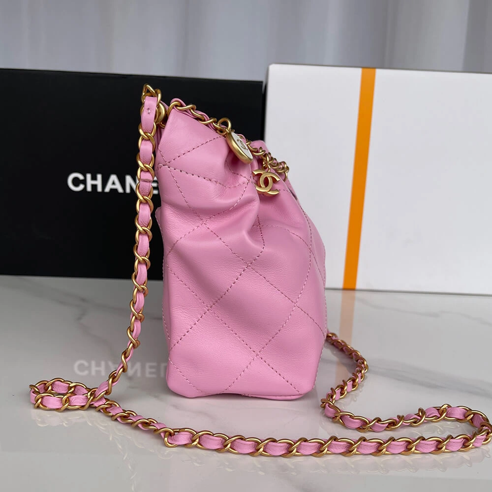 Minimalist CHANEL SMALL BUCKET BAG 1322