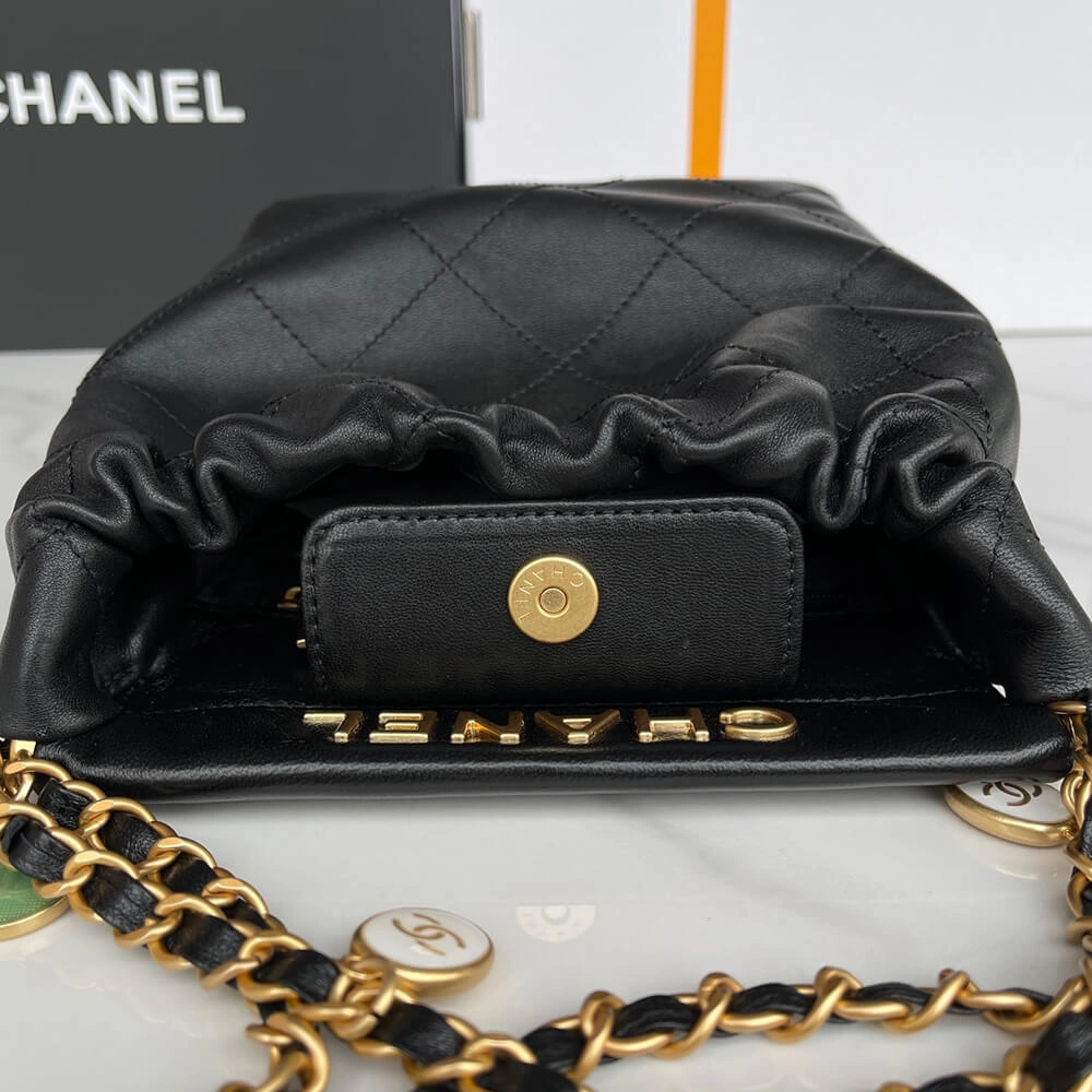 Casual CHANEL SMALL BUCKET BAG 1316