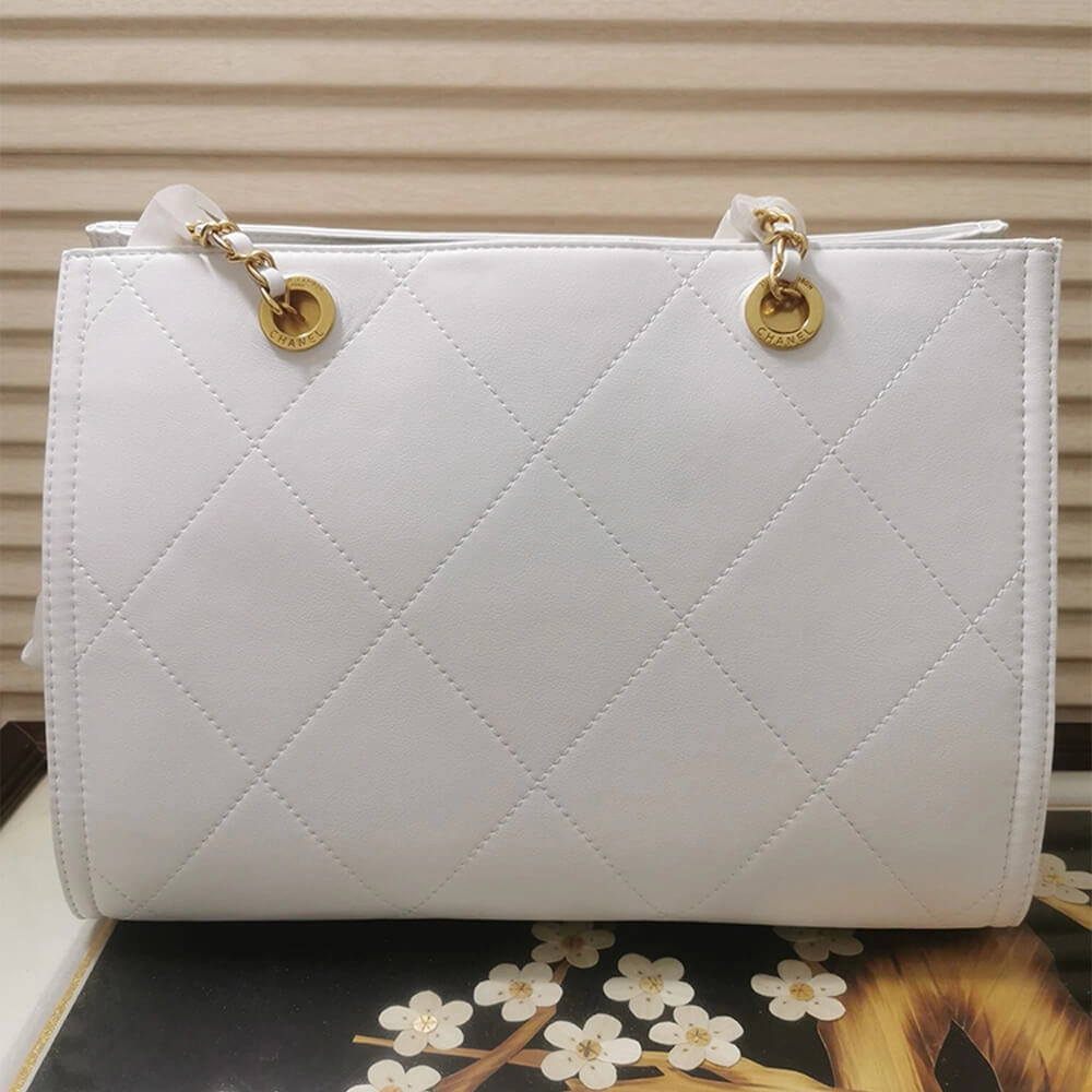 CHANEL SMALL SHOPPING BAG FreshLook 1643