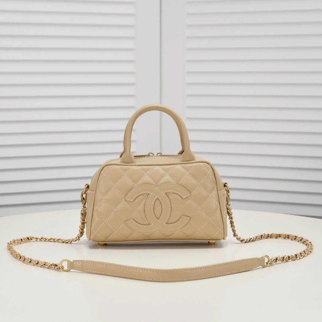 Breathable CHANEL Small Vintage Boston Bag 1481