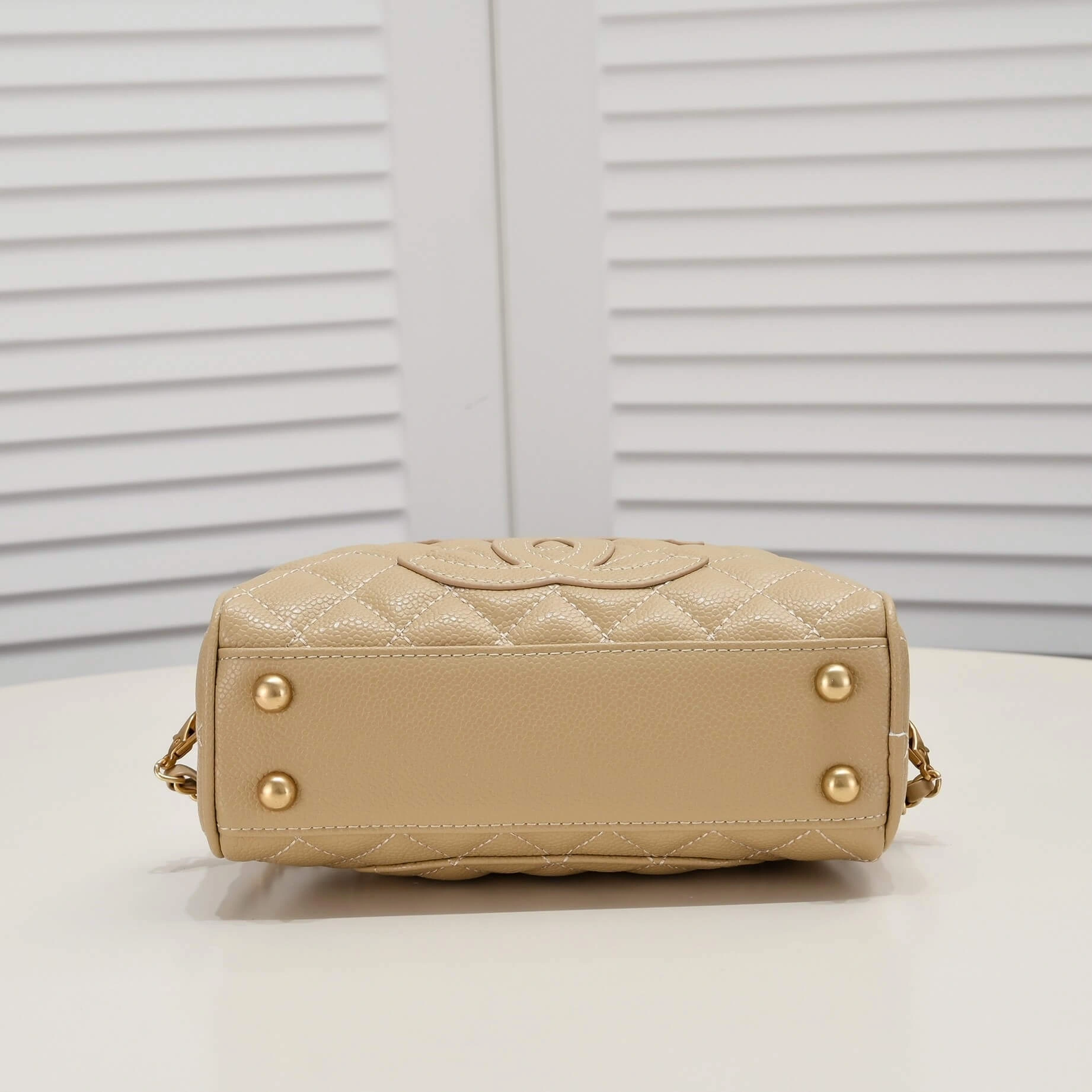 Breathable CHANEL Small Vintage Boston Bag 1481
