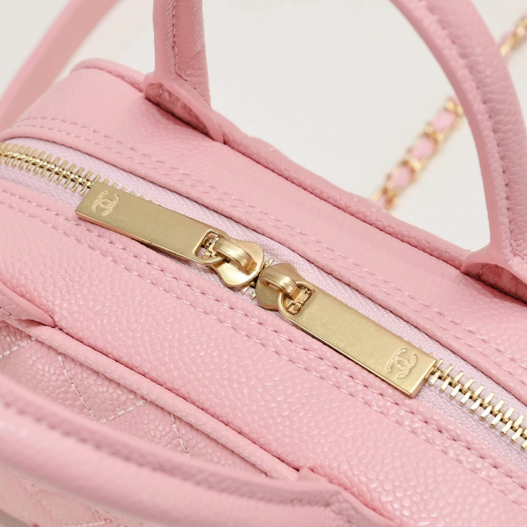 CHANEL Small Vintage Boston Bag HighQuality 1480