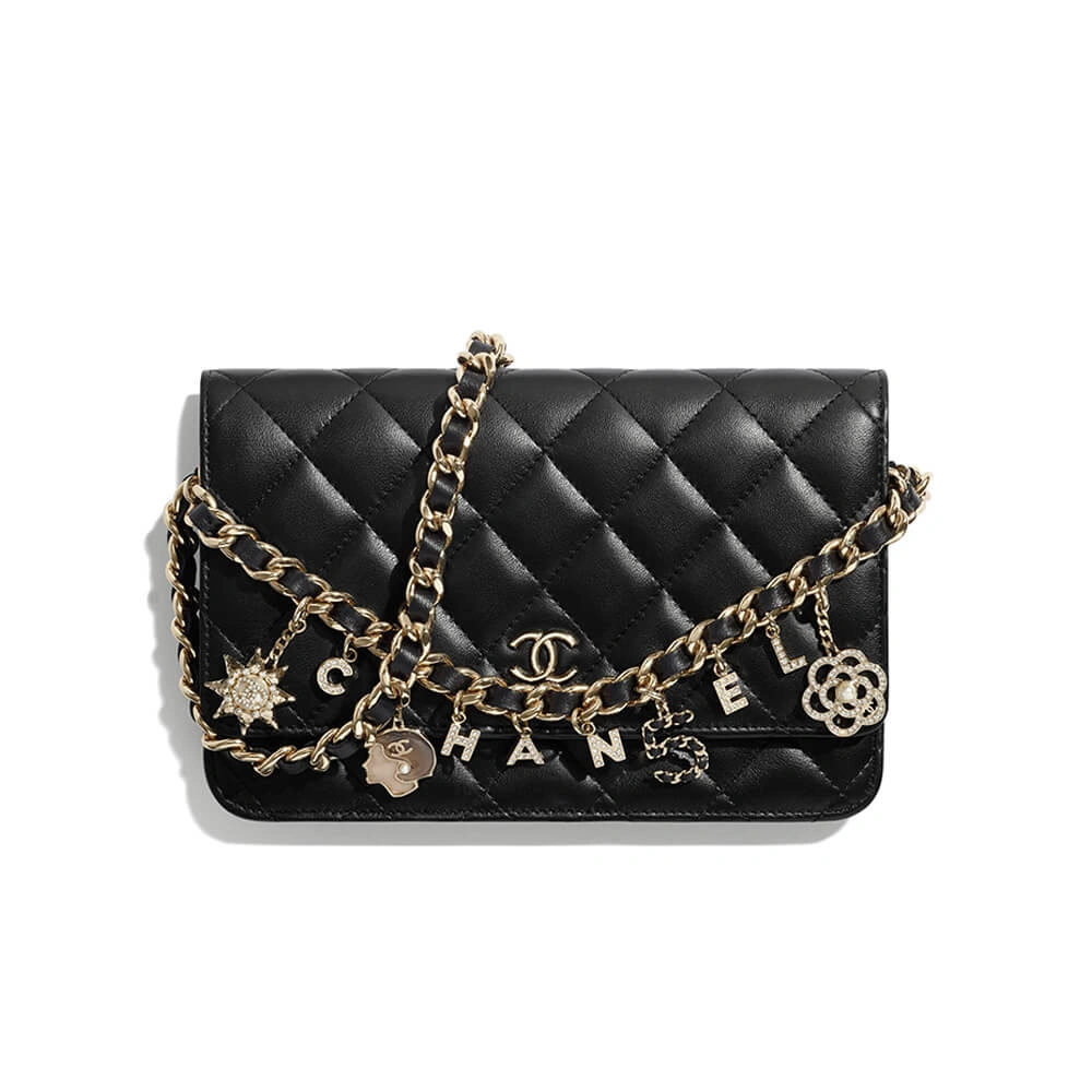 Flexible CHANEL Wallet on Chain 1682