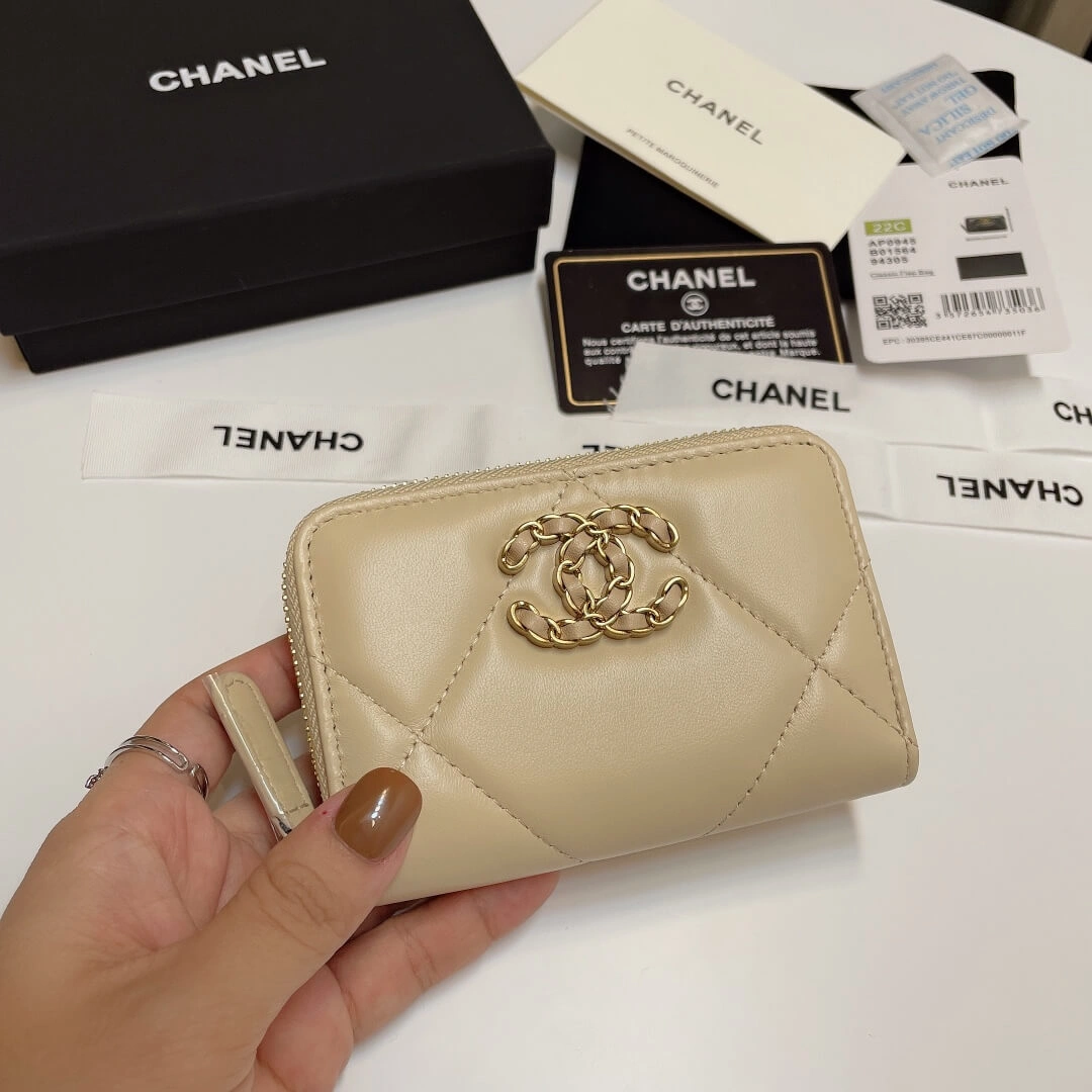CHANEL Zipper wallet AllSeason 1291