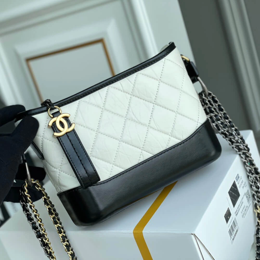 Supportive CHANEL’S GABRIELLE SMALL HOBO BAG 1639