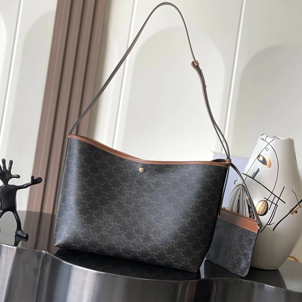 Fashionable Celine SOFT SHOPPER BAG IN Triomphe Canvas and Calfskin 2508
