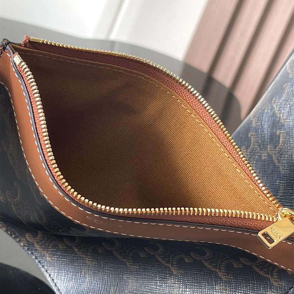 Fashionable Celine SOFT SHOPPER BAG IN Triomphe Canvas and Calfskin 2508