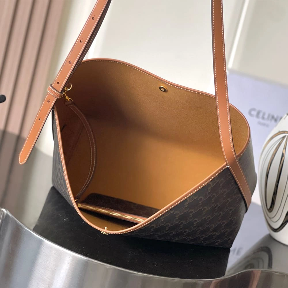 Fashionable Celine SOFT SHOPPER BAG IN Triomphe Canvas and Calfskin 2508