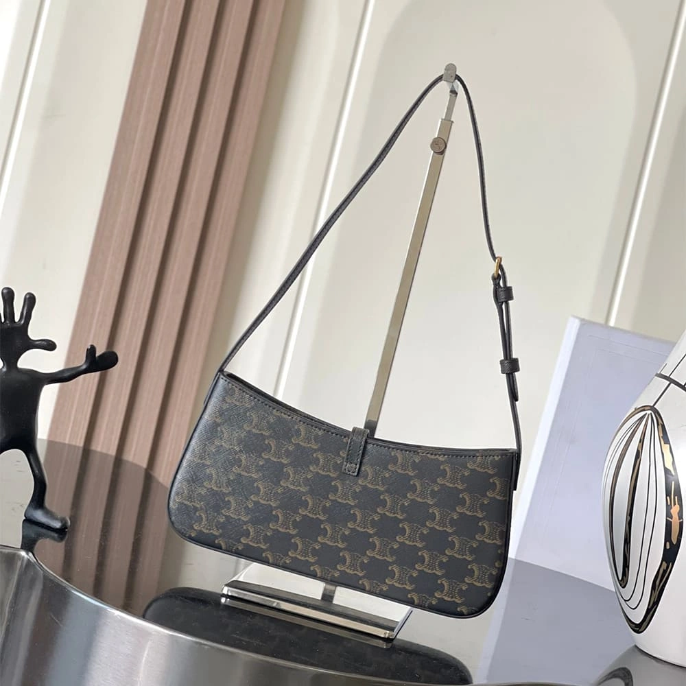 Effortless Celine TINA SHOULDER BAG IN Triomphe canvas 2534