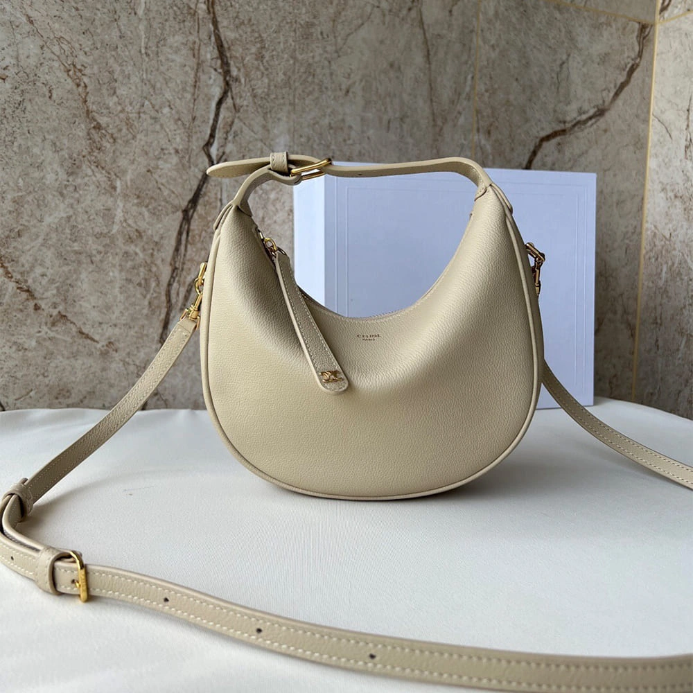 GoAnywhere Celine Teen Celine Lulu IN Grained calfskin 2543