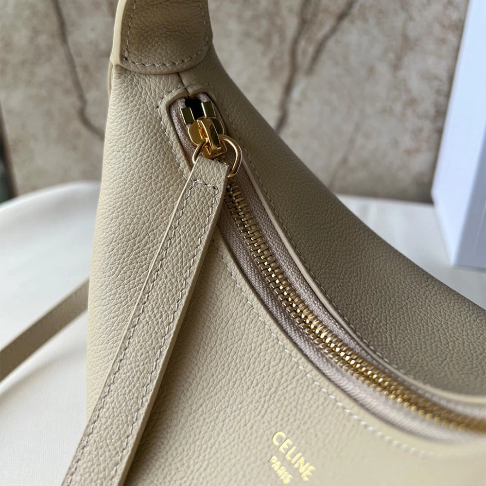 GoAnywhere Celine Teen Celine Lulu IN Grained calfskin 2543