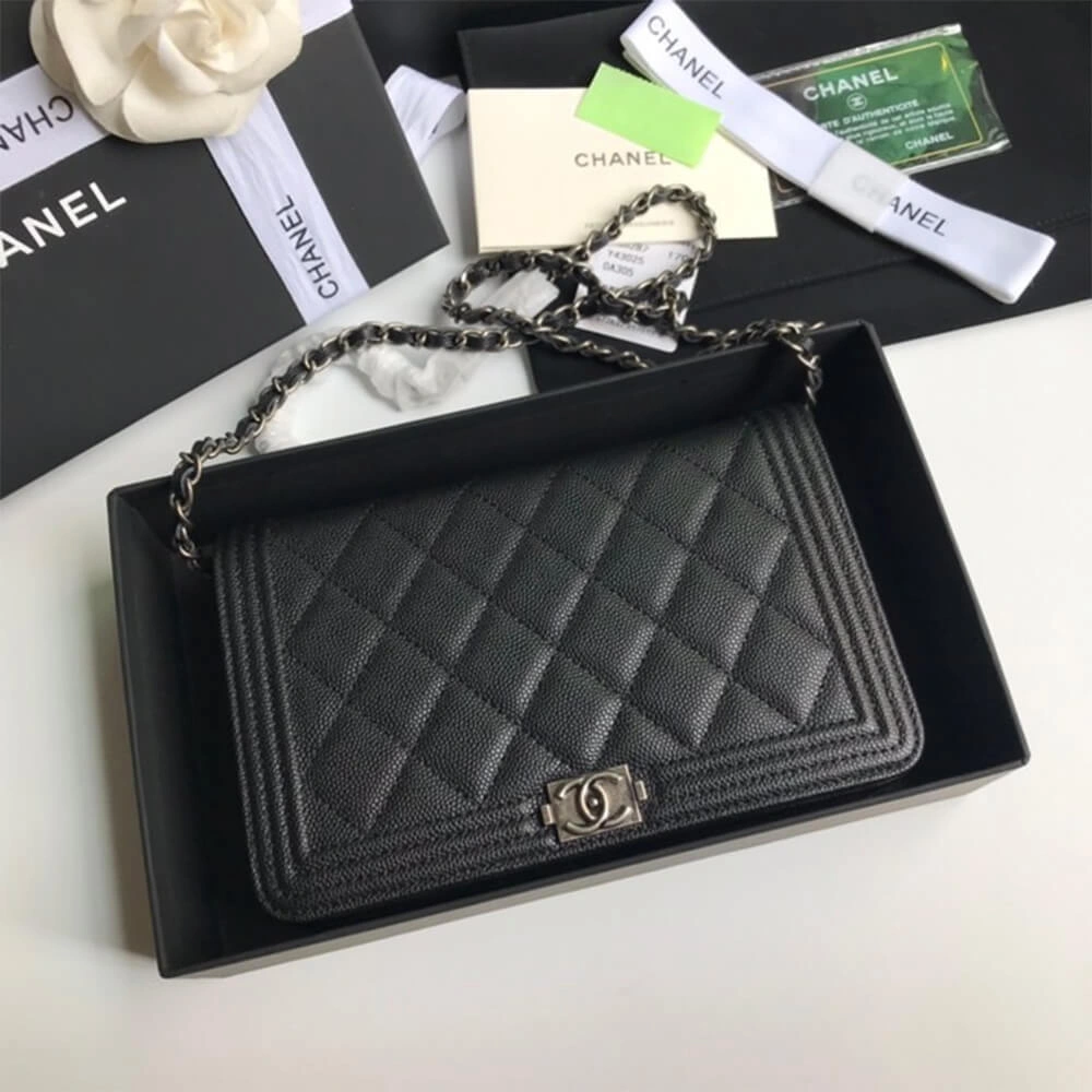 Chanel BOY CHANEL Wallet On Chain(high-end grade) Sustainable 1317