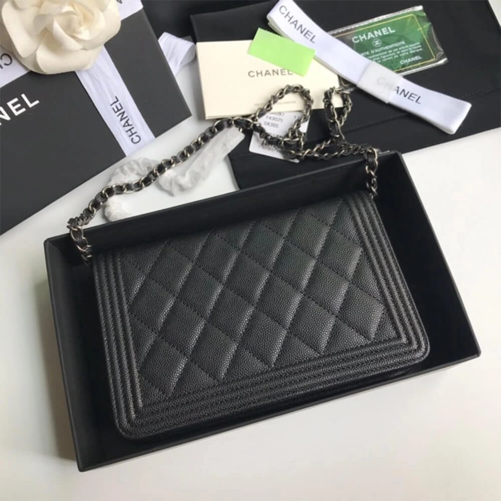 Chanel BOY CHANEL Wallet On Chain(high-end grade) Sustainable 1317