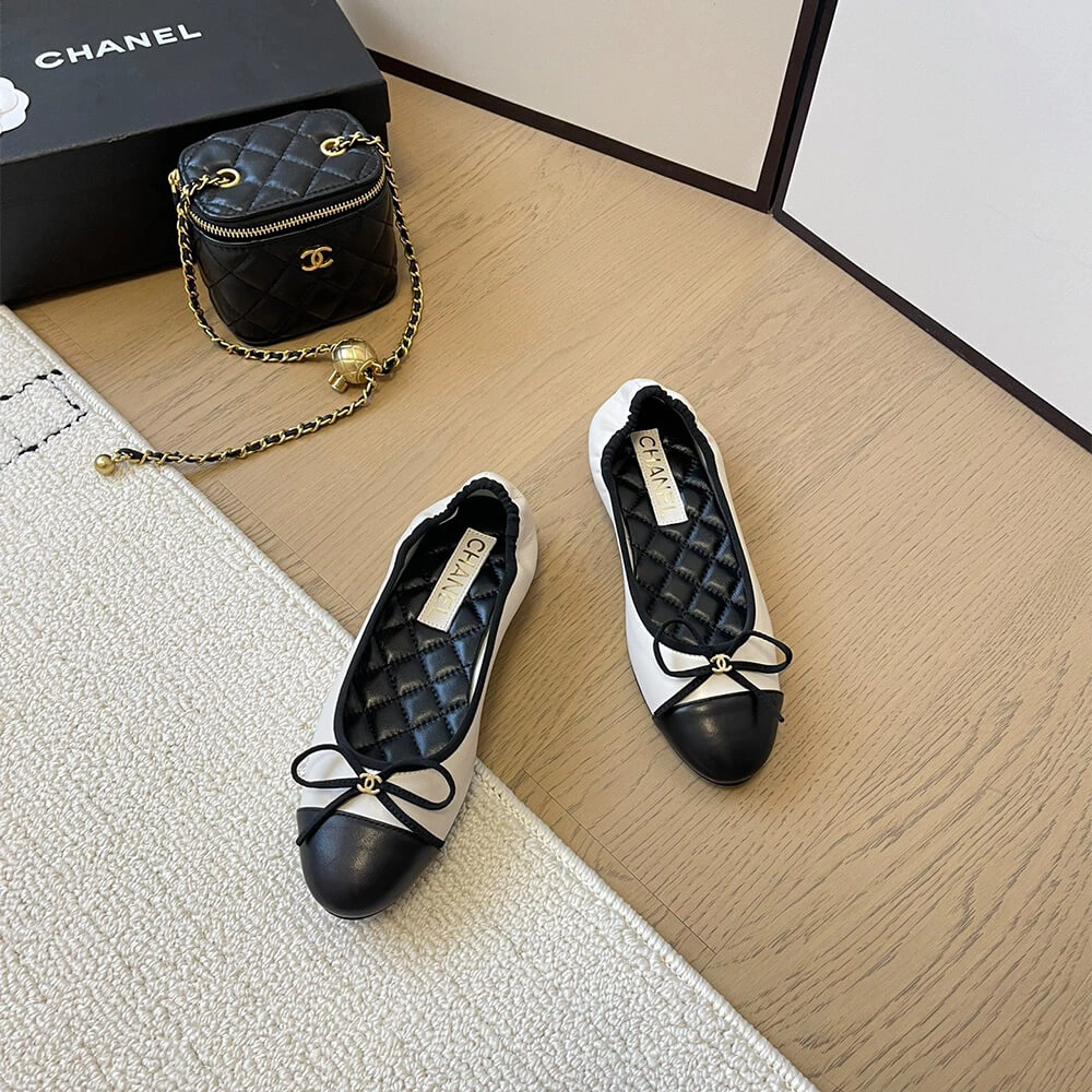 Stylish Chanel Ballet flats 3378
