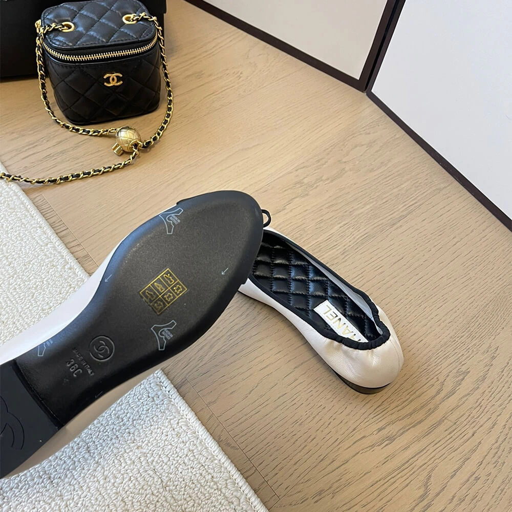 Stylish Chanel Ballet flats 3378