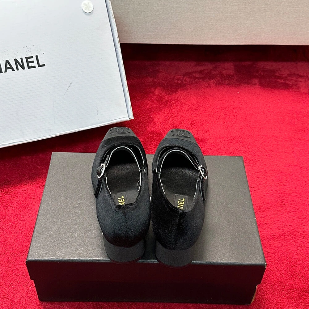 Chanel Mary Janes Heel ModernLook 3352