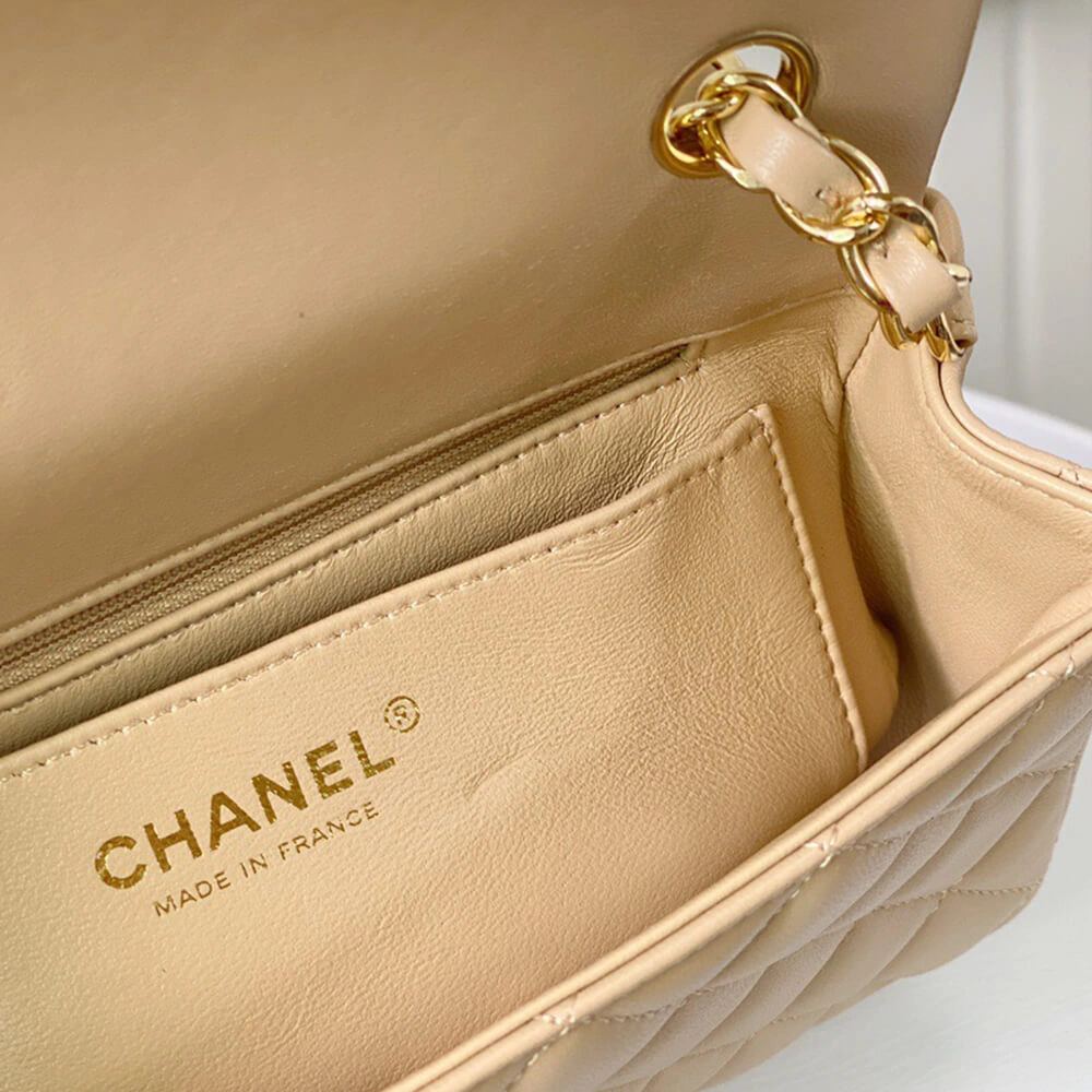 Chanel Mini  Handbag(high-end grade) SmoothTexture 1302