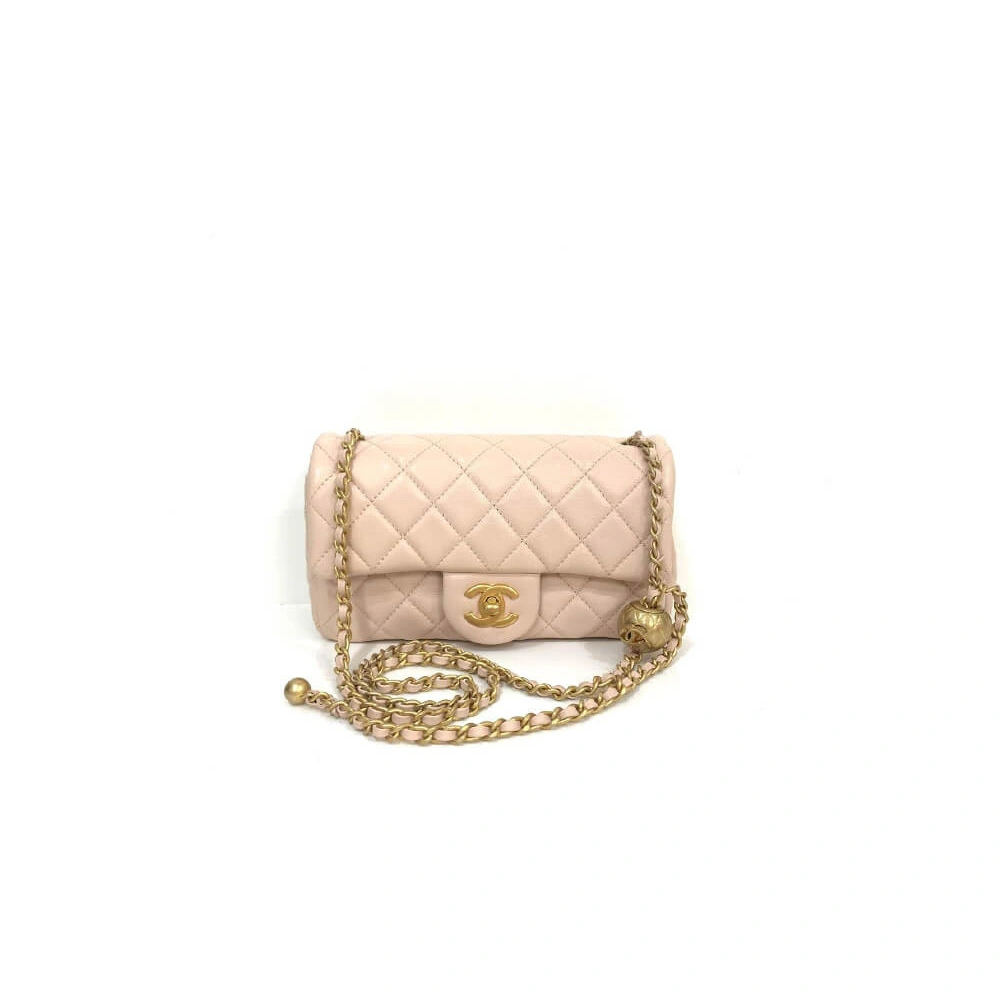 RelaxedFit Chanel Pearl Crush Mini Rectangular Flap 1437