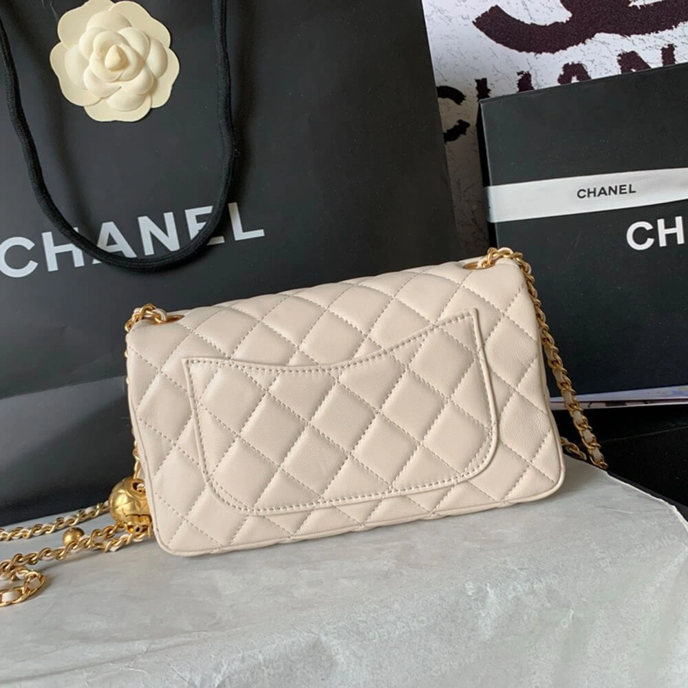 RelaxedFit Chanel Pearl Crush Mini Rectangular Flap 1437