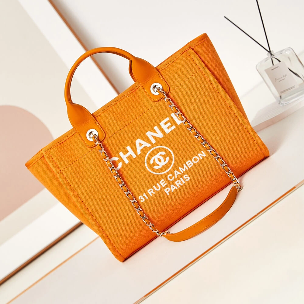 MoistureWicking Chanel Small Tote Bag 1431