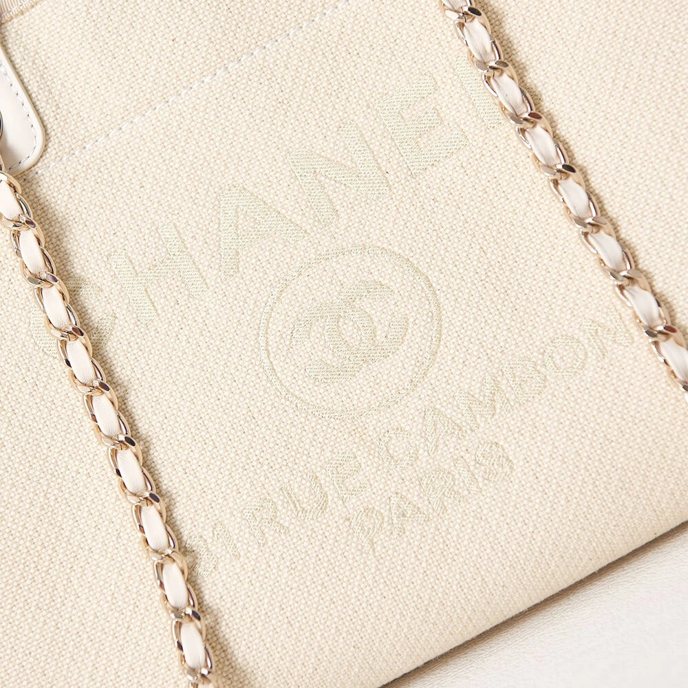 Casual Chanel Small Tote Bag 1423