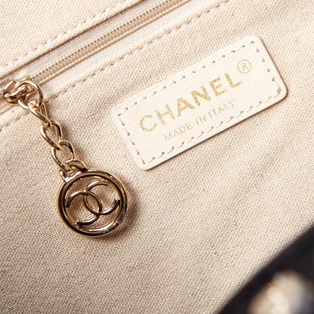 Chanel Small Tote Bag ZipUp 1426