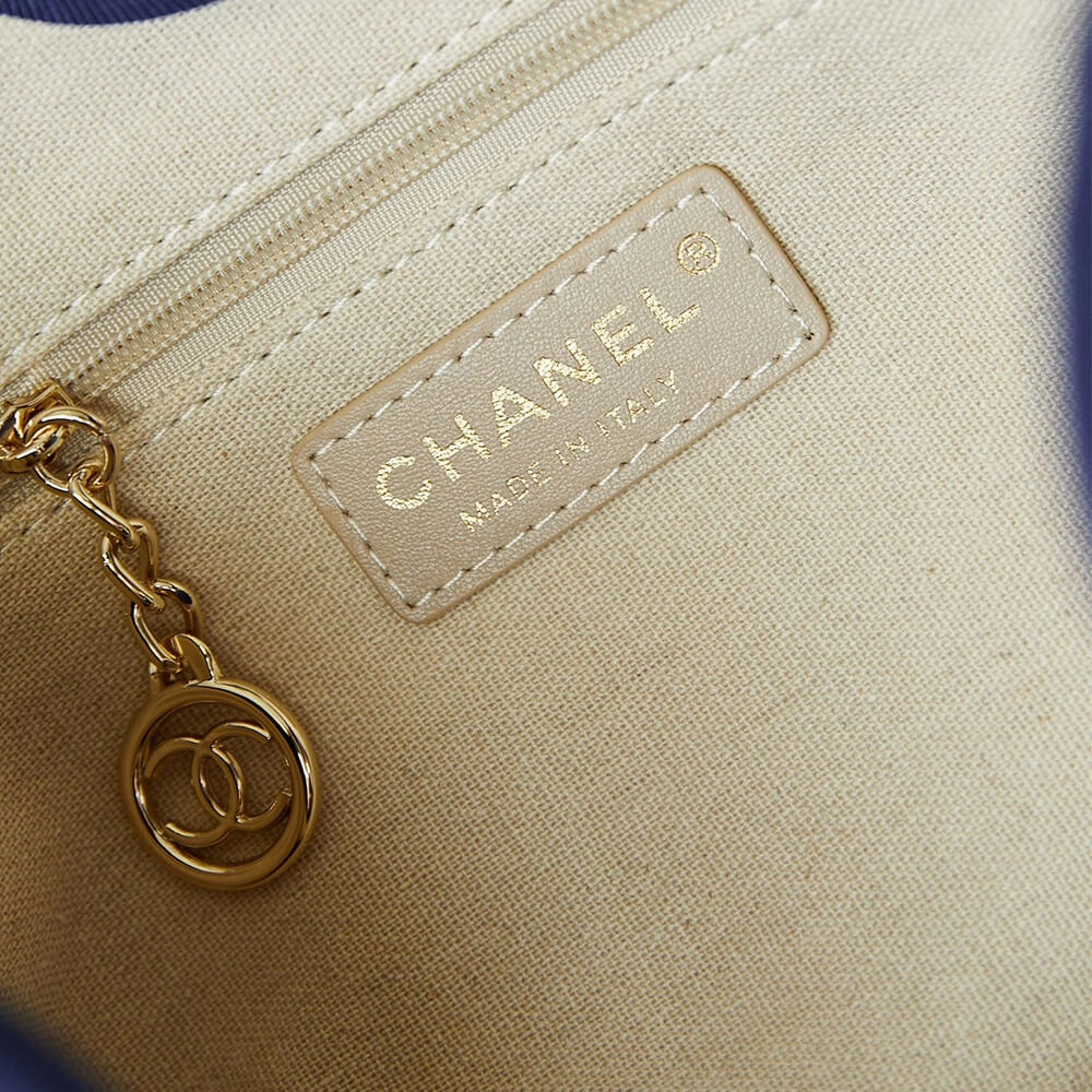 EyeCatching Chanel Small Tote Bag 1434