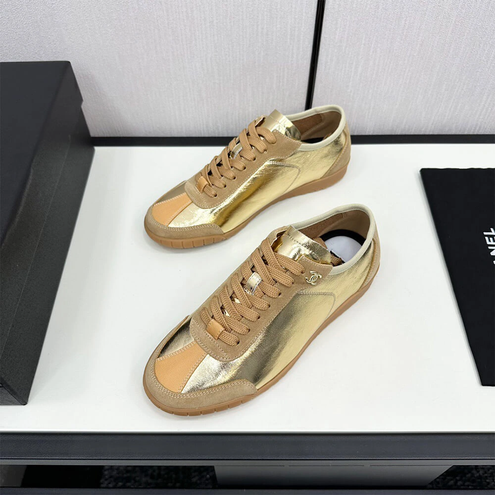 Chanel Trainers with Chanel Logo Compact 3381