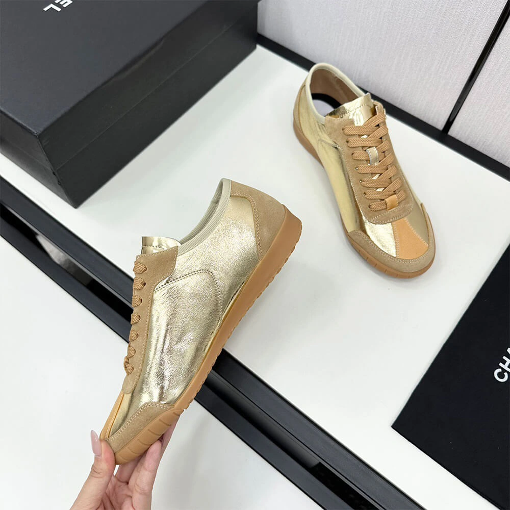 Chanel Trainers with Chanel Logo Compact 3381