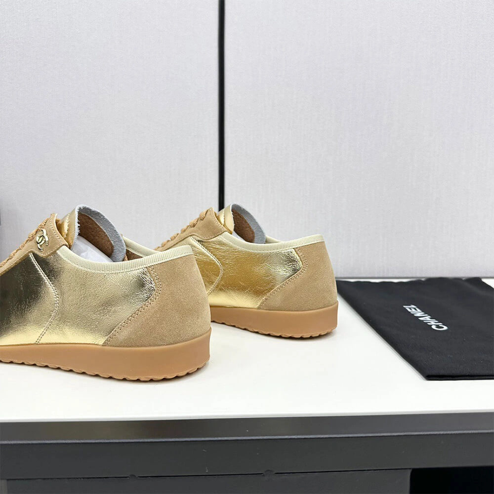 Chanel Trainers with Chanel Logo Compact 3381