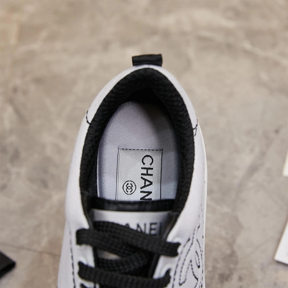 Chanel Trainers Fashionable 3374