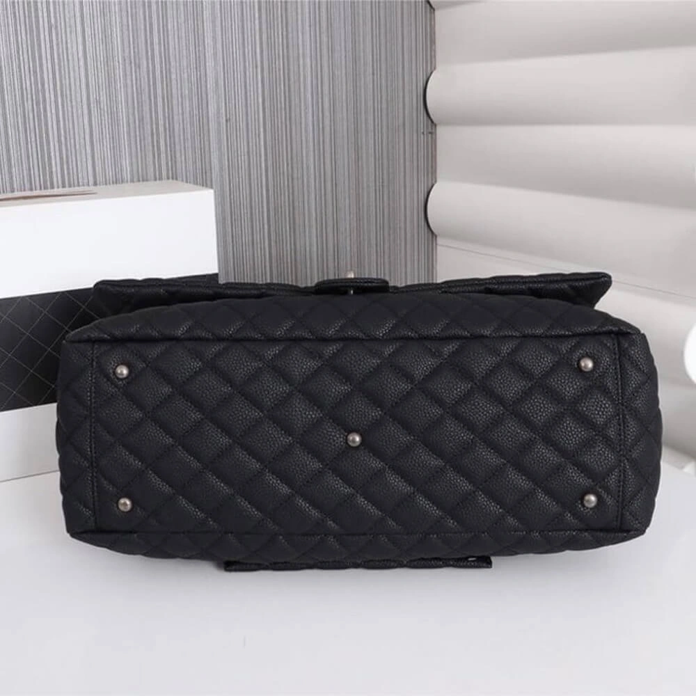 Chanel XXL Flap Bag UrbanStyle 1422